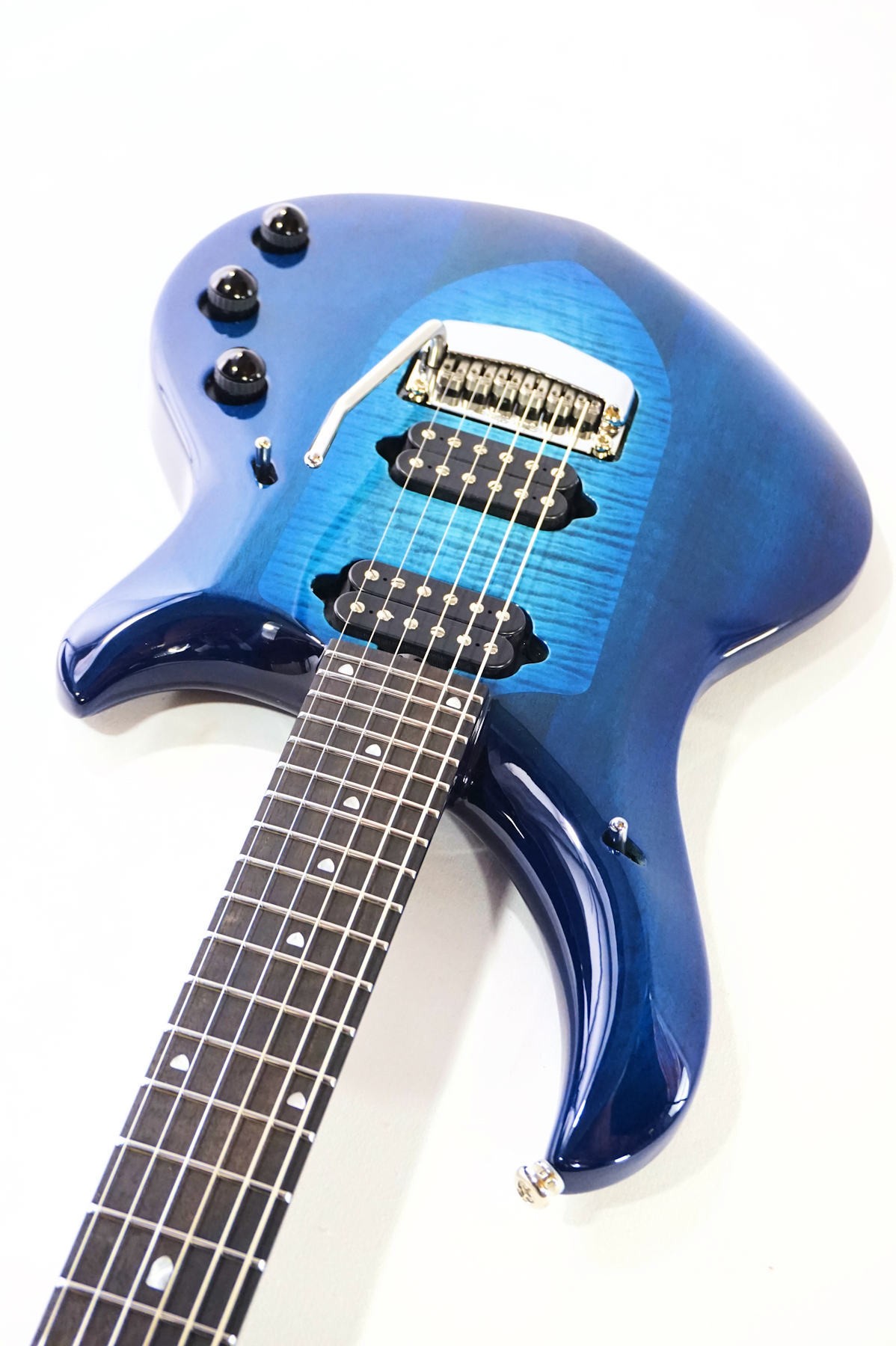 Ernie Ball Music Man John Petrucci Majesty 6 - Blue Honu | DuBaldo ...