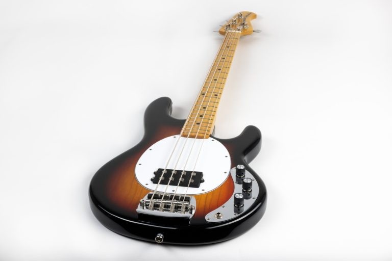 Ernie Ball Music Man BFR Nitro StingRay Retro '76 Burst April 2023