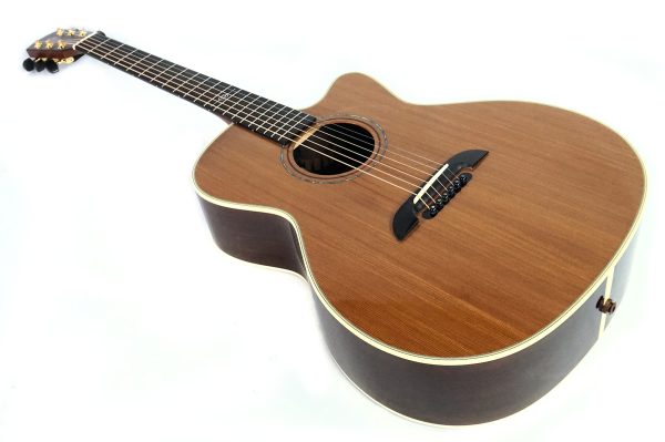 Alvarez Yairi Masterworks Grand Auditorium Acoustic Electric GYM74CE - Redwood Top - 76069 - Image 6