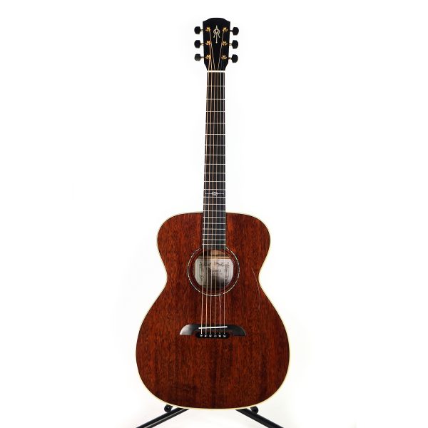 Alvarez Yairi Honduran Masterworks OM All-Solid FYM66HD - 76910