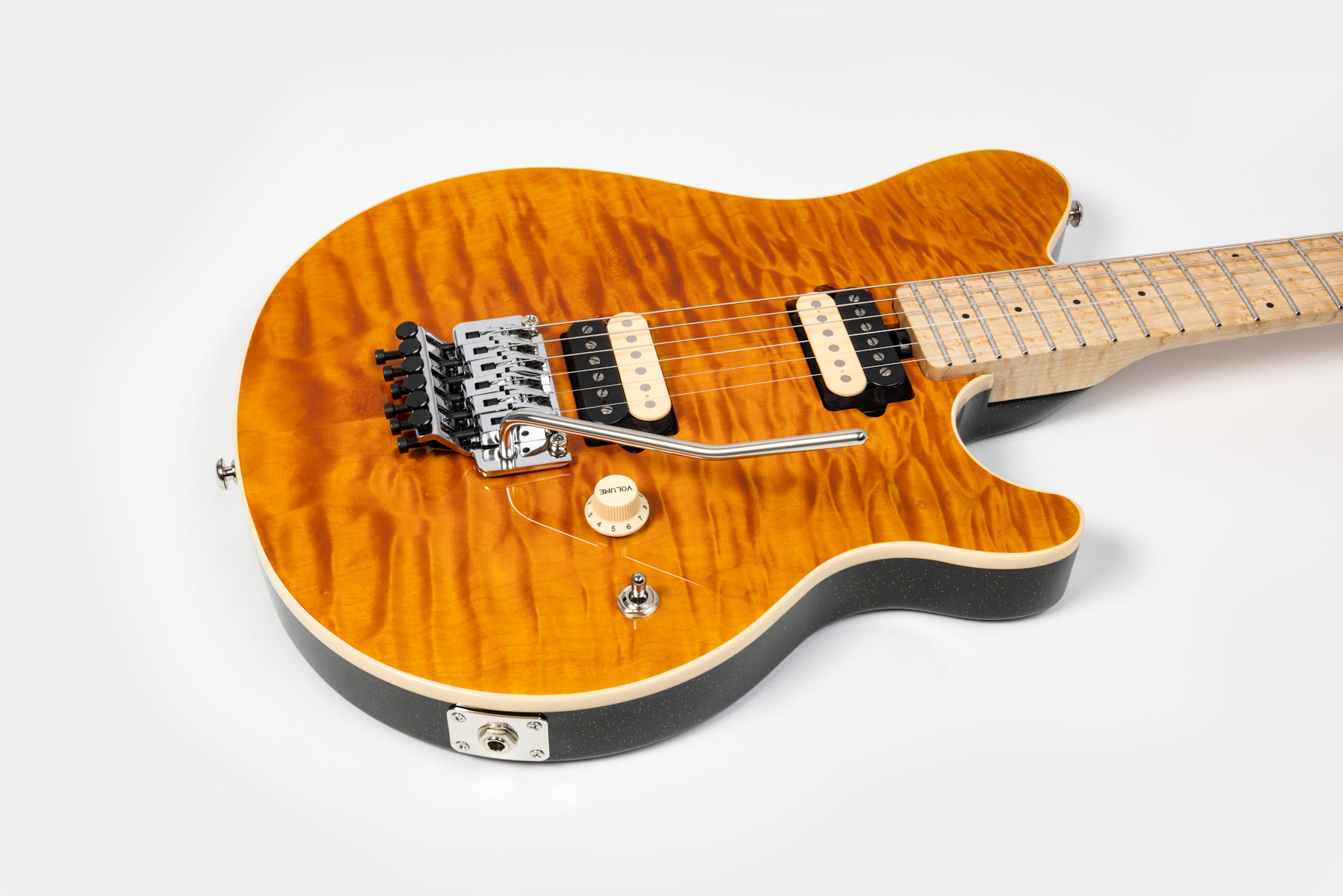 Ernie Ball Music Man Axis 30th Anniversary - Trans Gold Quilt - Preorder for June/July - Image 2